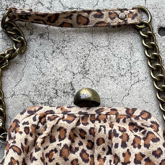 Adorable vintage leopard print bag Preowned vtg clueless animal print - Picture 8 of 8